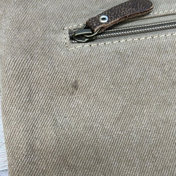 0327 Myra crossbody - Picture 3 of 7